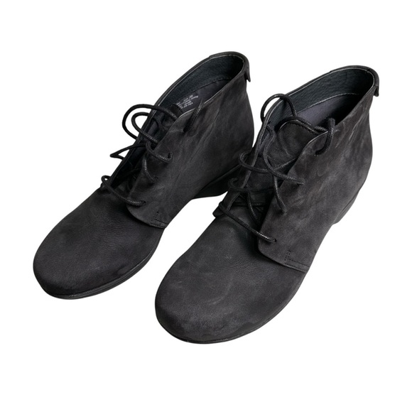Dansko EU 38 Black Leather Lace Up Ankle Boot Bootie